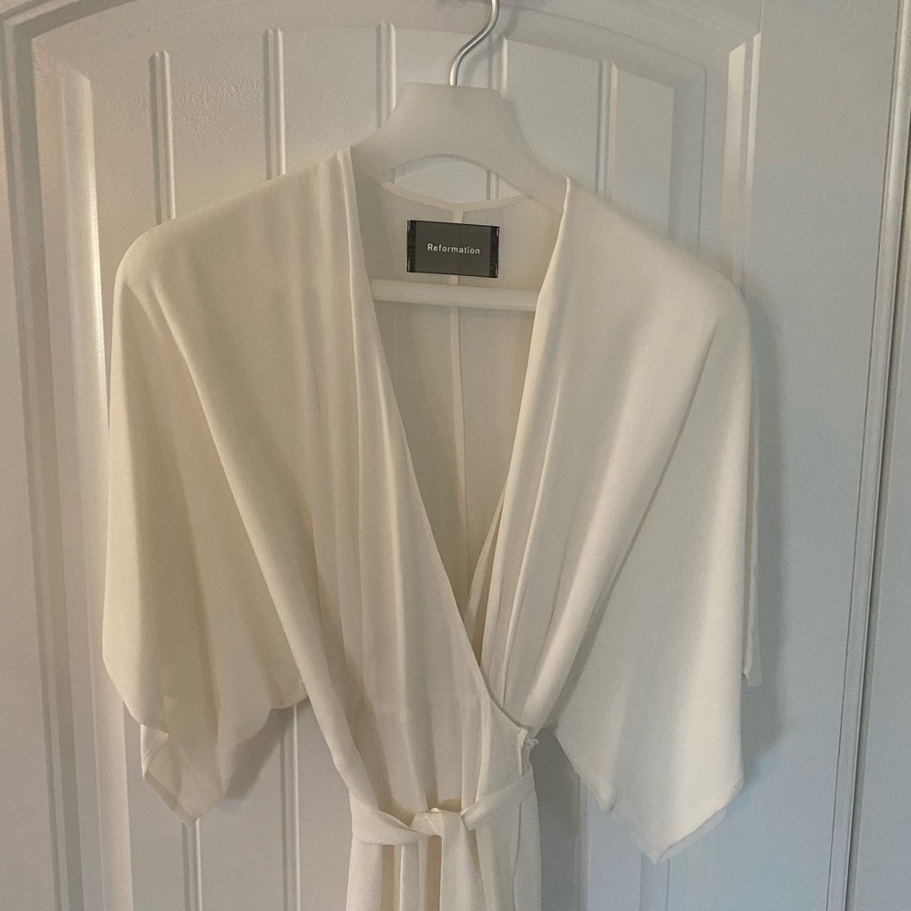 Reformation Winslow Wrap Dress in Ivory — Size L - Picture 9 of 9